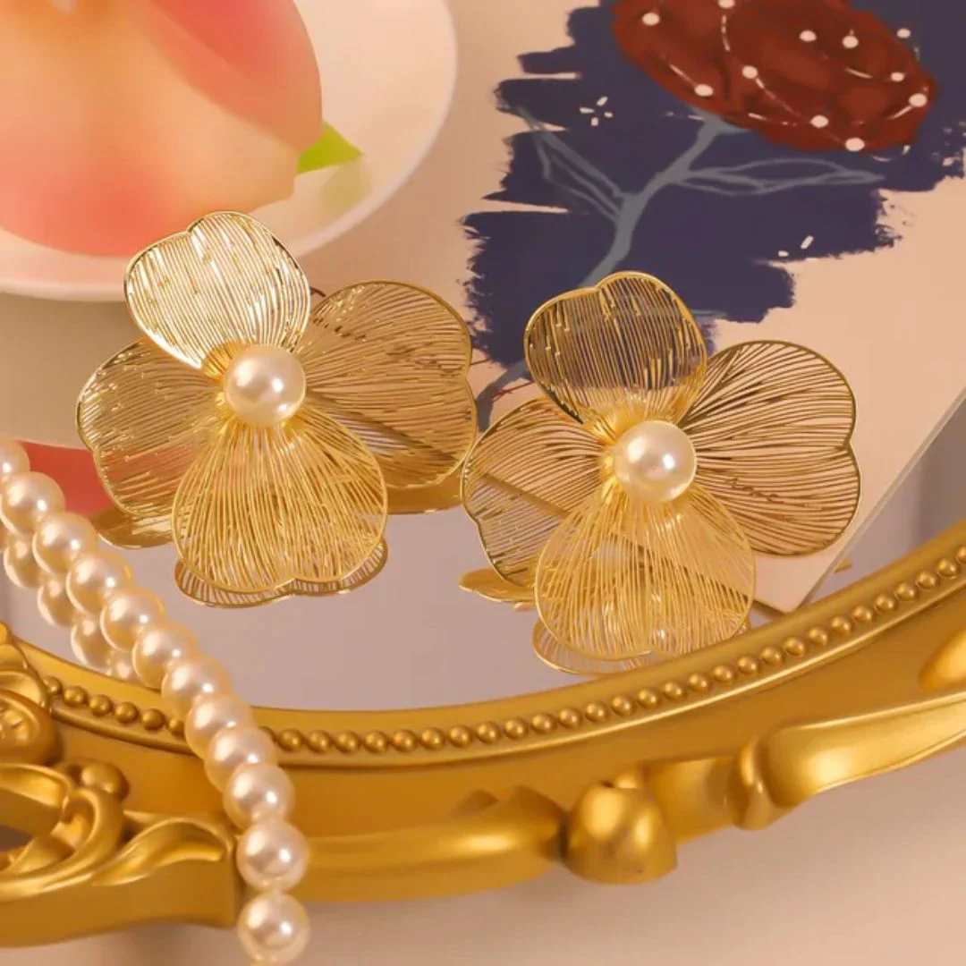 Serenora Blossoms Earring - Image 10