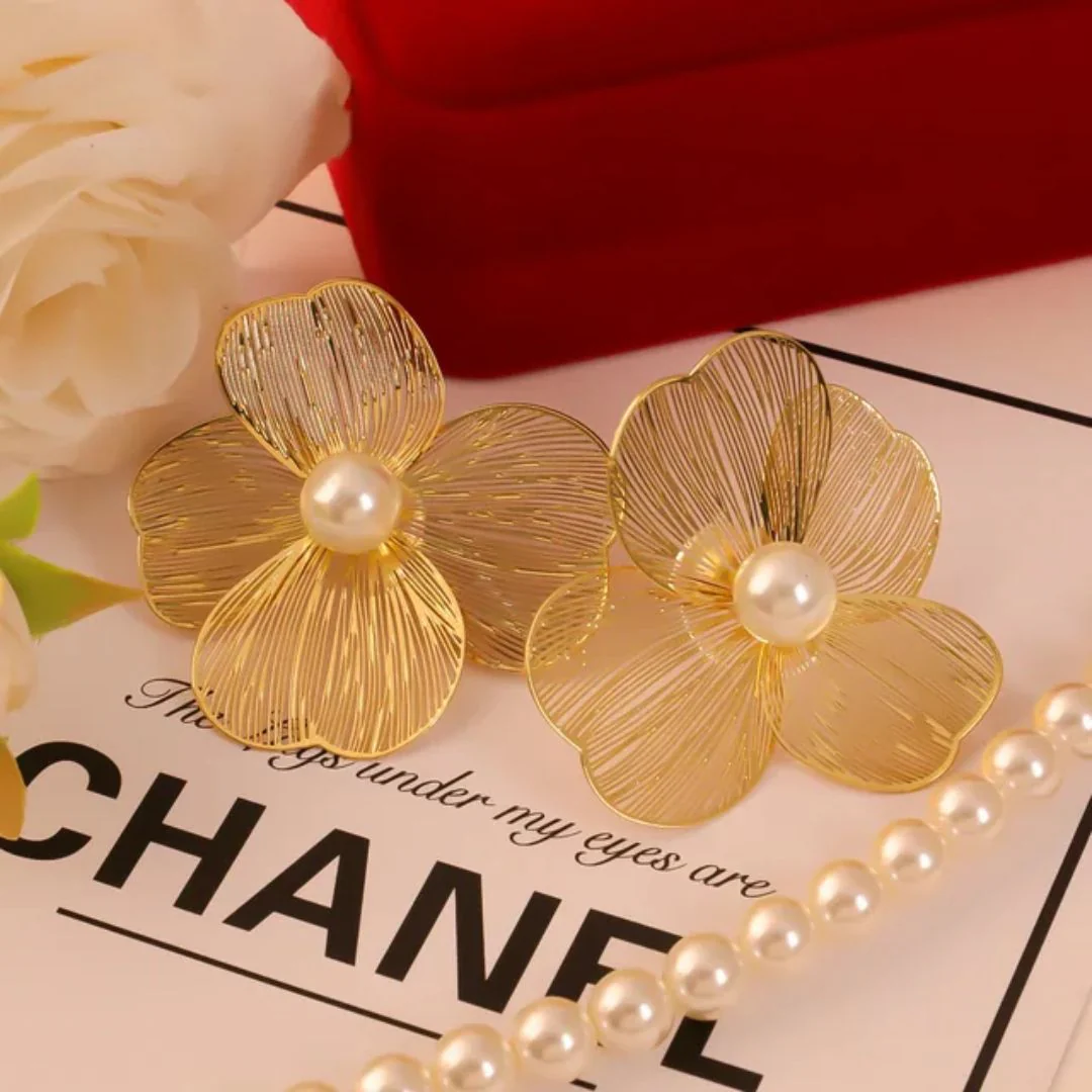 Serenora Blossoms Earring - Image 3