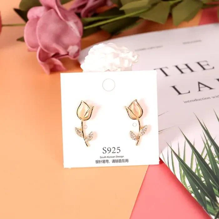 Floral Gleam Earring - Image 11