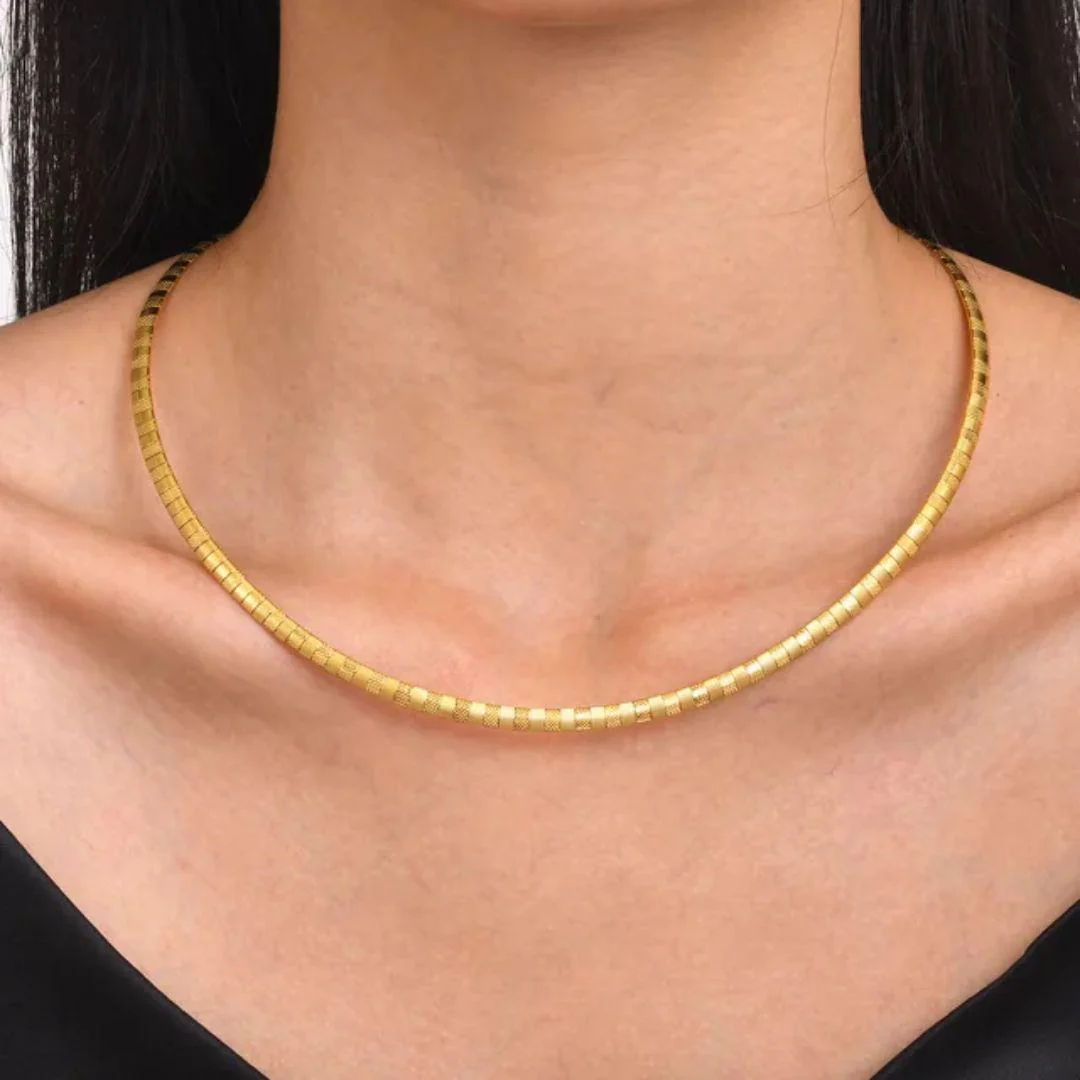 Blind Date Statement Necklace - Image 5