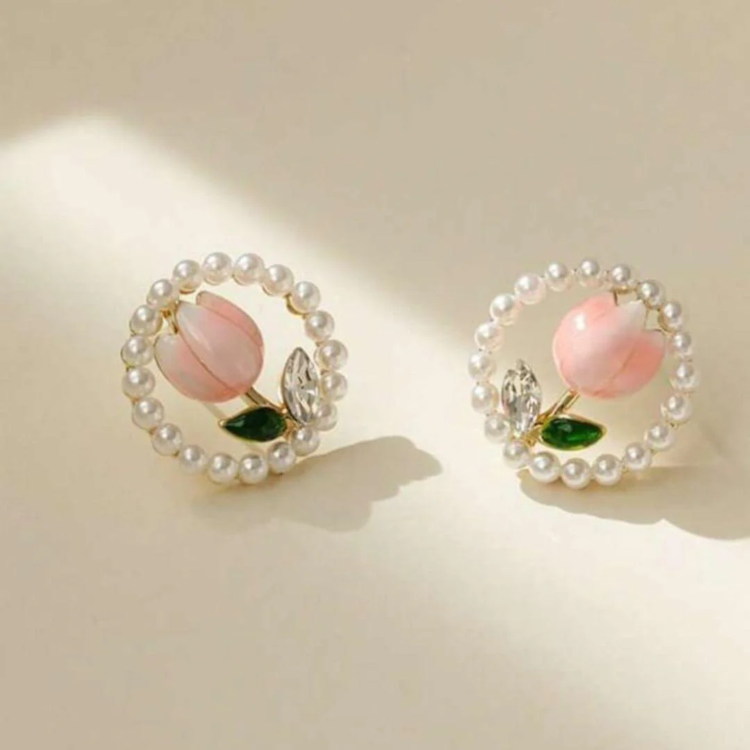 Bloom Glowray Earring - Image 3