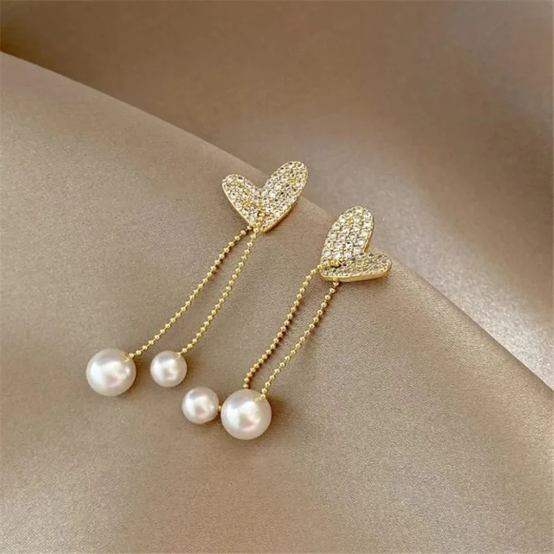 Bling Blogger Heart chain Earrings - Image 3