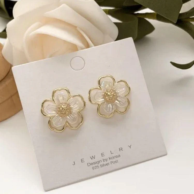 Glow Blossom Earring - Image 3