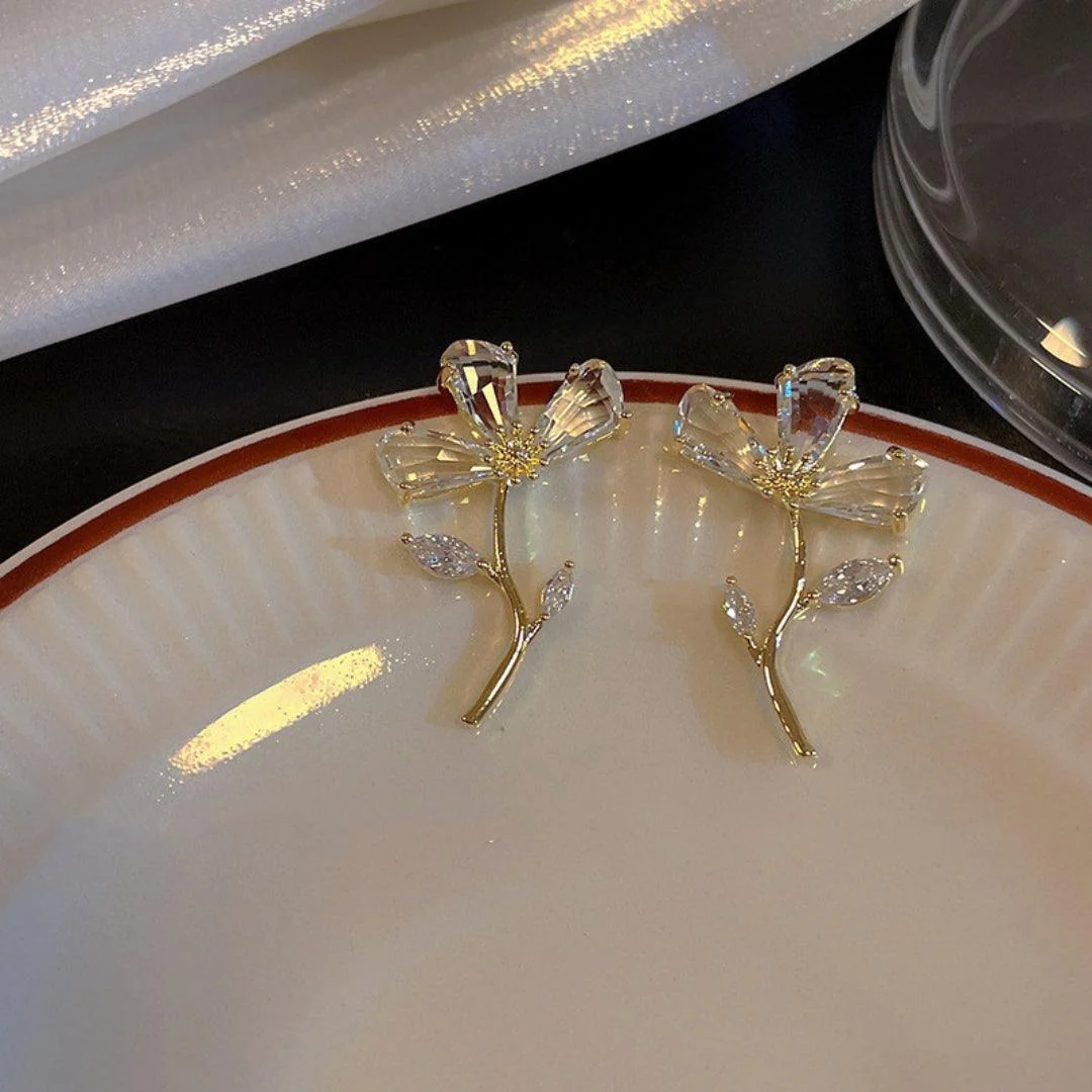 Starry Bloom Earring - Image 4