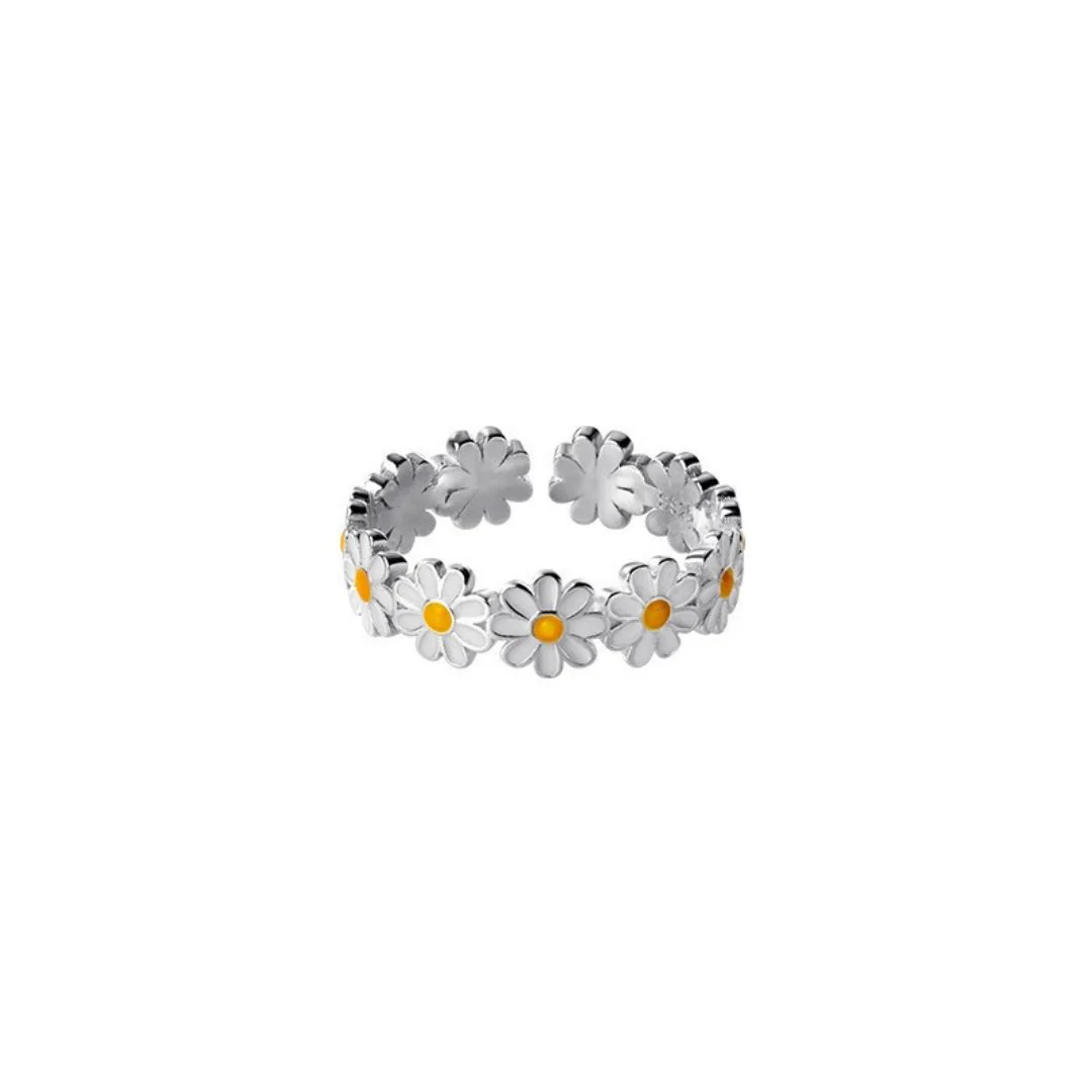 Daisy Flower Ring - Image 6