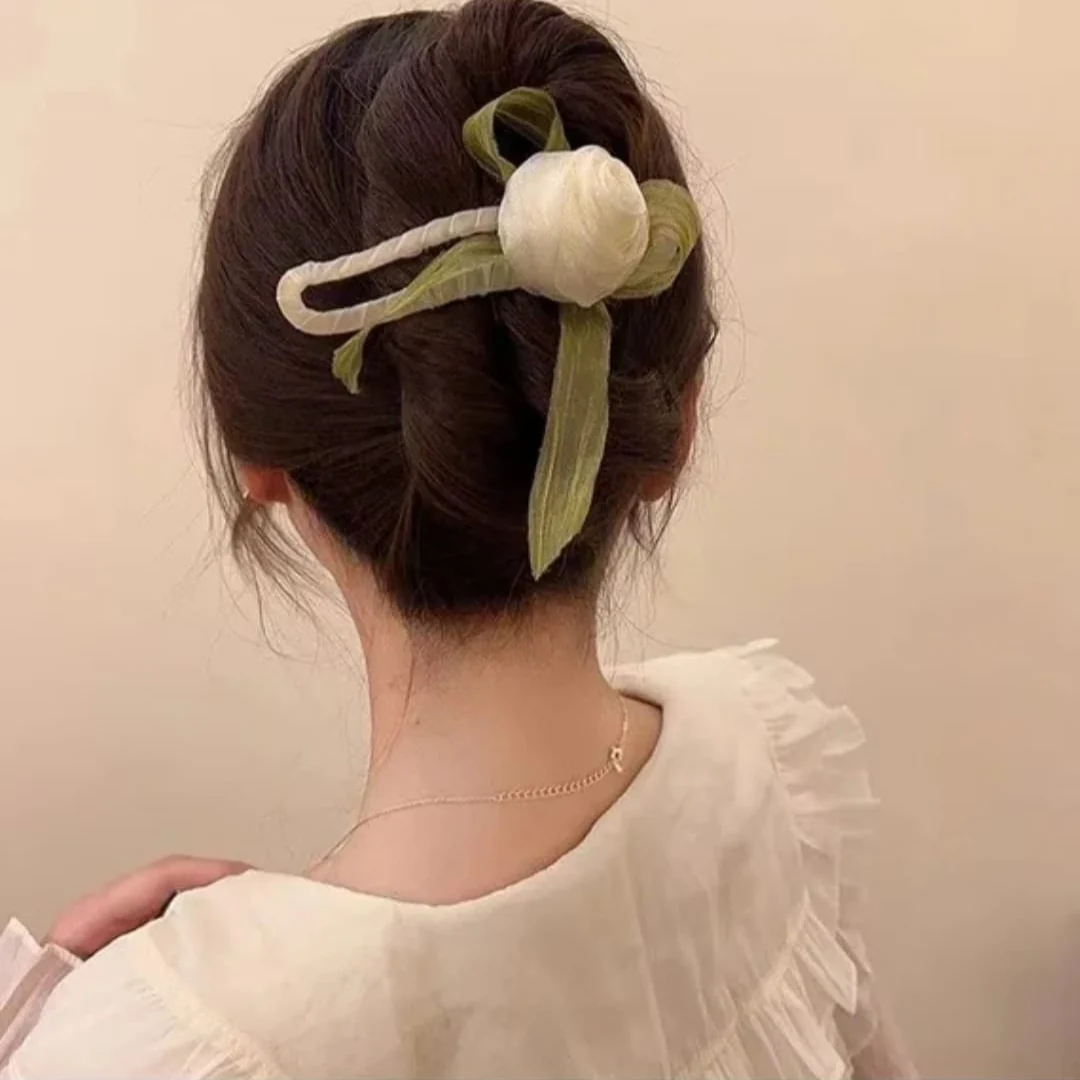 Flower Grip Hair Clip - Image 2