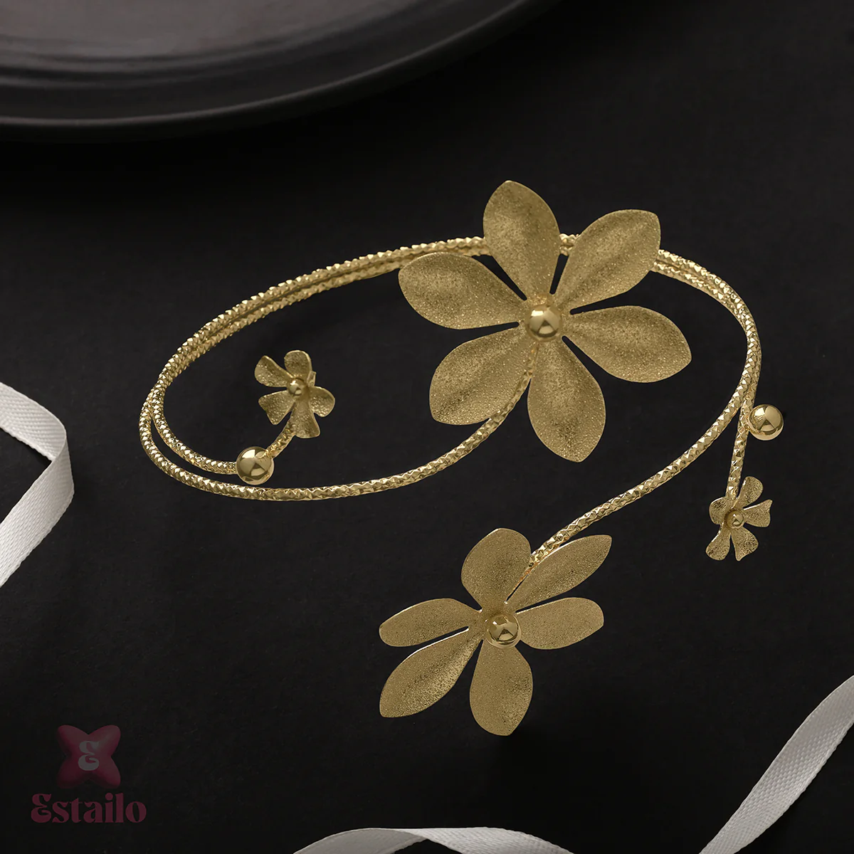 Golden Floral Upper Arm Cuff - Image 3