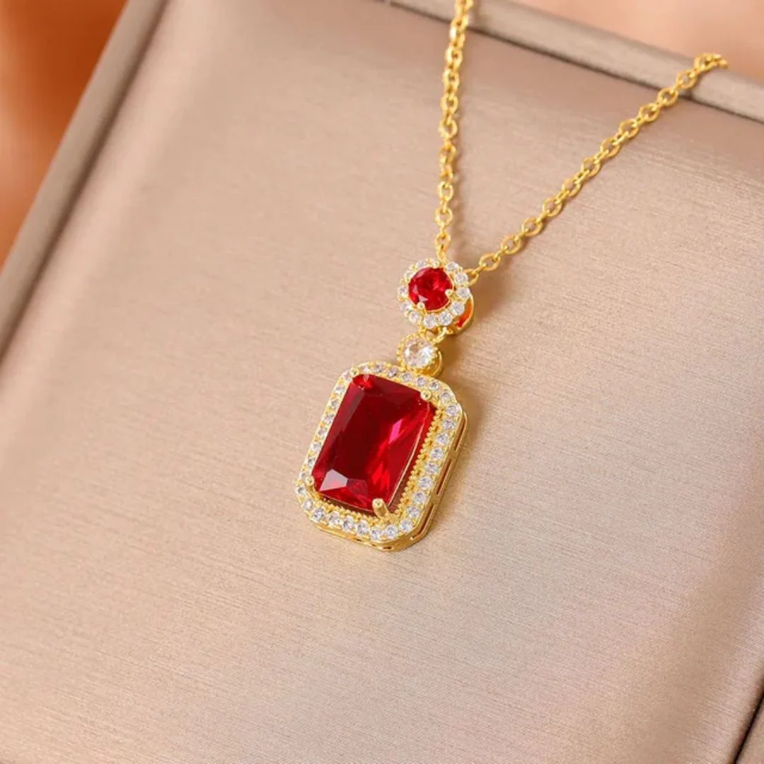 Lustre of Quinn Necklace - Image 4