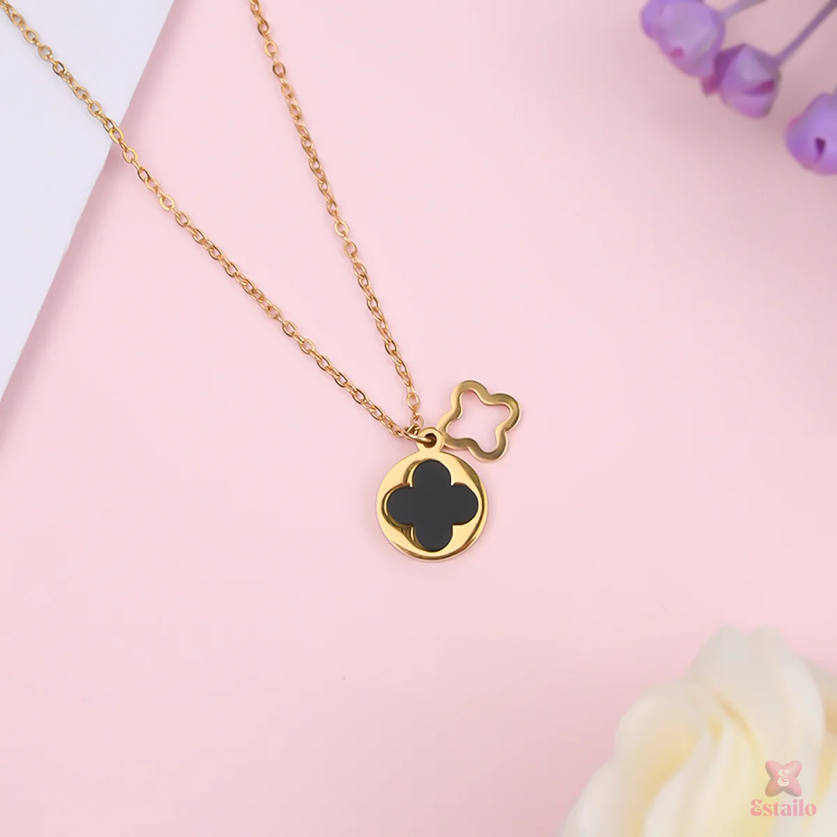Majestic Clover Necklace - Image 3