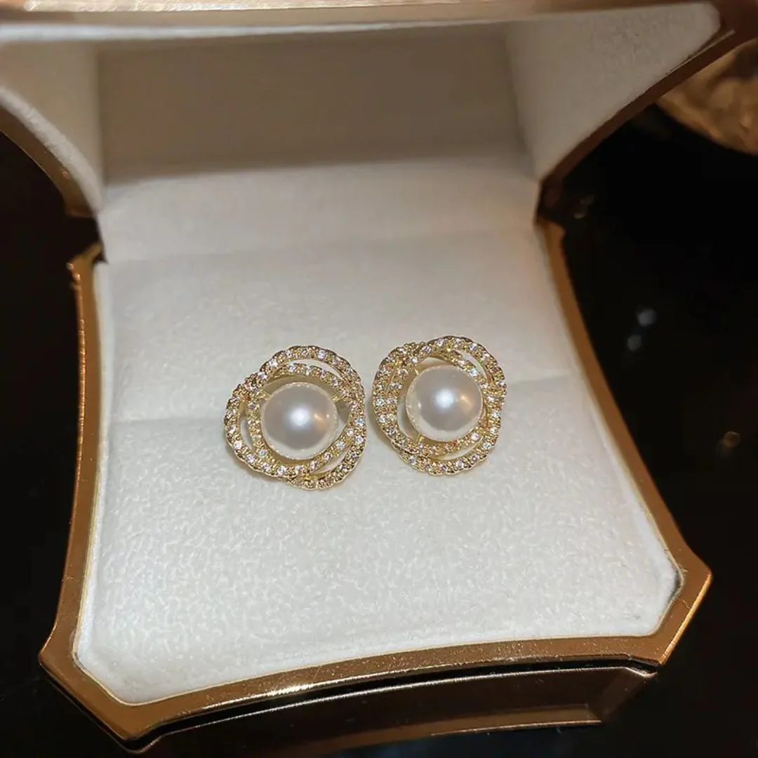 Pearlfect Drop Earrings - Image 3